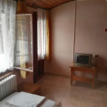 Δωμάτια σε οικογενειακή κατοικία Vylchev *